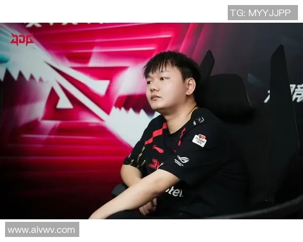 JDG战队的荣耀与挑战:DOTA2赛场上的奋斗历程全记录 JDG战队的荣耀与挑战:DOTA2赛场上的奋斗历程全记录